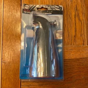 Brand New / Never ised tub spout with personal shower connection